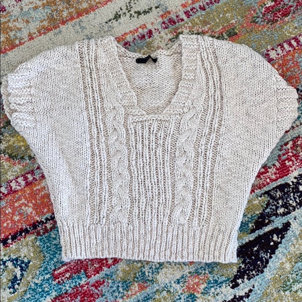Jessica Simpson crop sweater